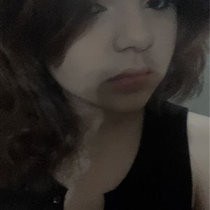 Meet your Posher, Selene